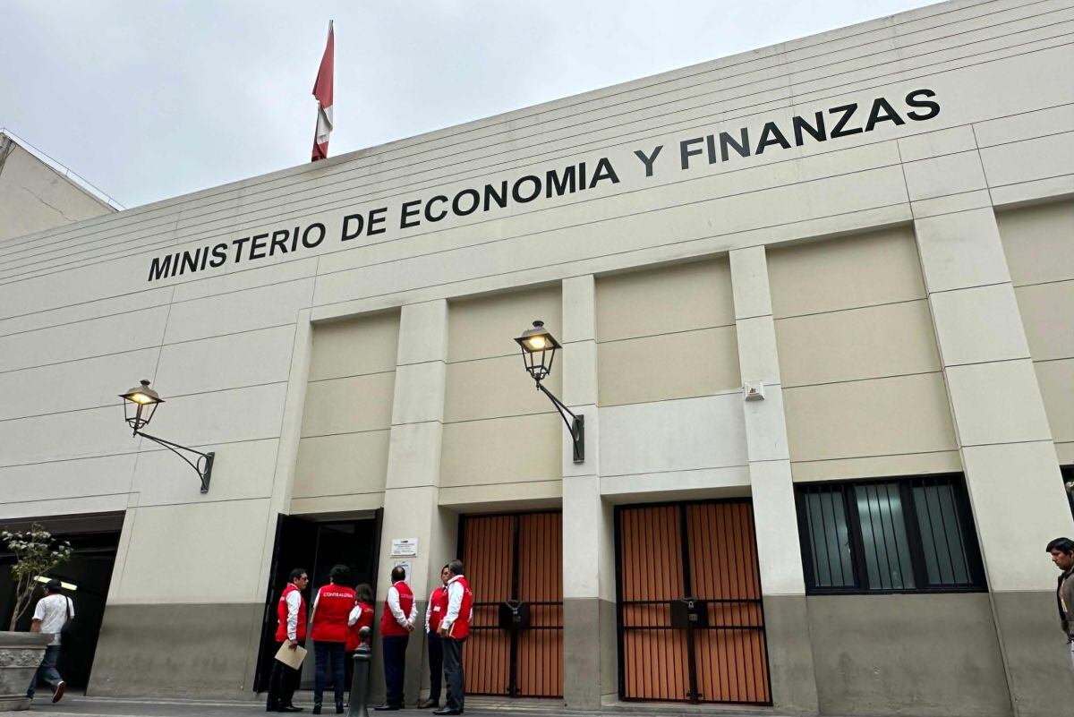 MEF designa a Baker Botts LLP para asesoría legal en arbitraje internacional. Foto: Contraloría