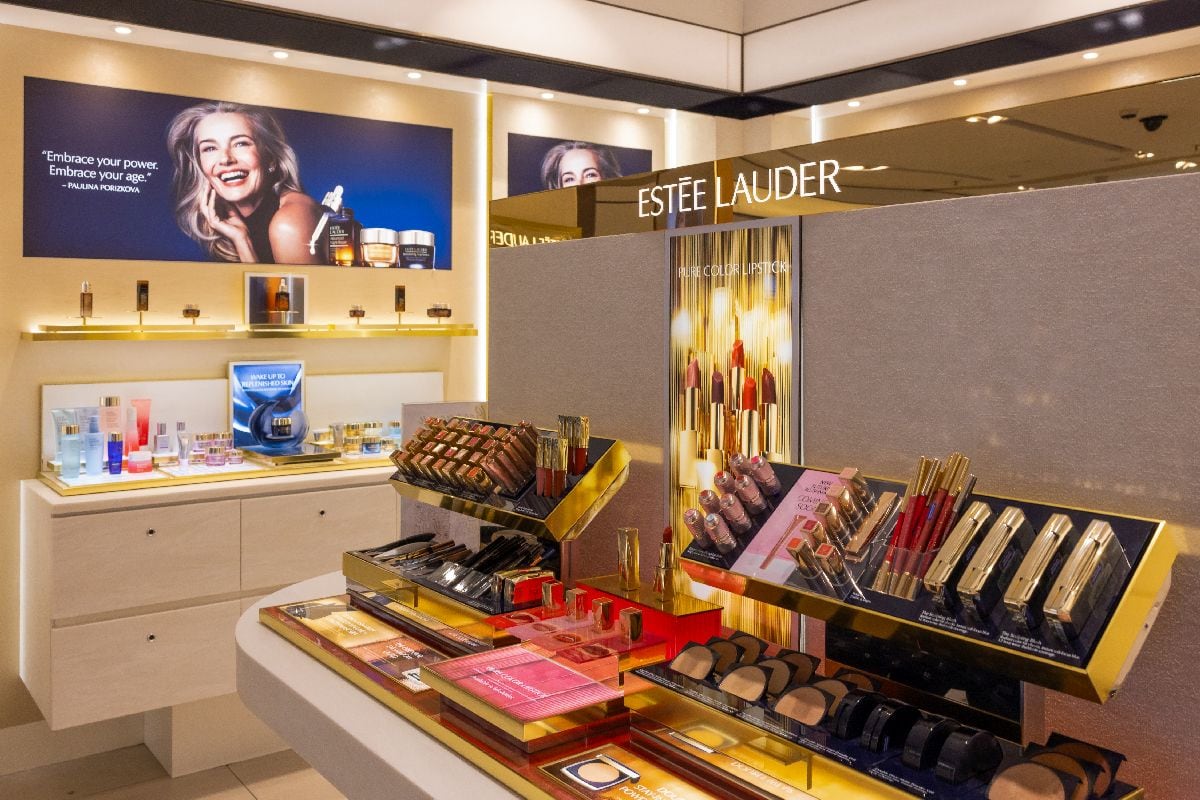 Un espacio de Estée Lauder Cos. en la sección de belleza de unos grandes almacenes en Londres. Fotógrafa: Betty Laura Zapata/Bloomberg