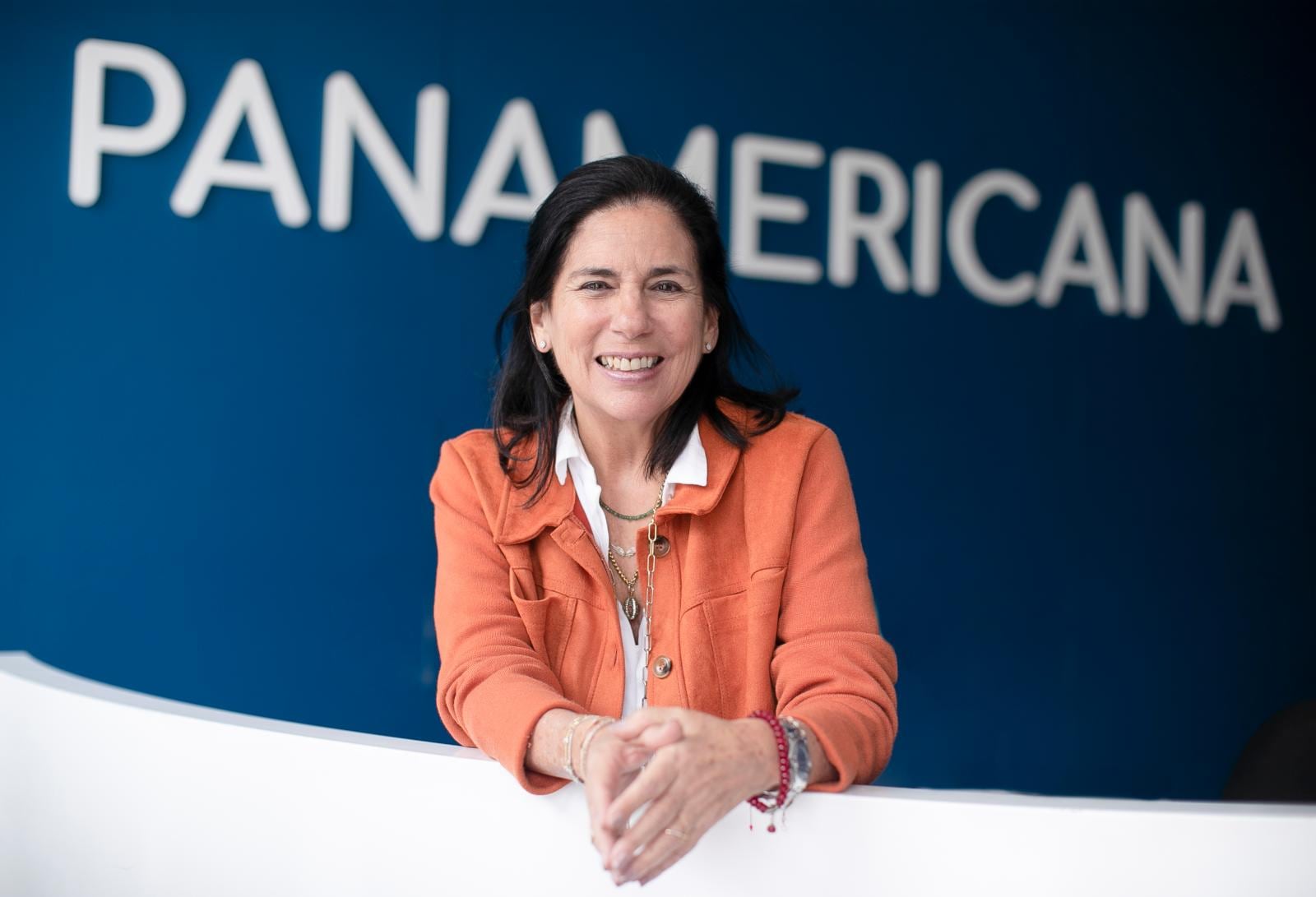 Susana Umbert, junto al Grupo Paltarumi, son los nuevos propietarios de Panamericana Televisión. Ya trabajan en la nueva parrilla de programación con miras al 2026. Foto: Julio Reaño / GEC