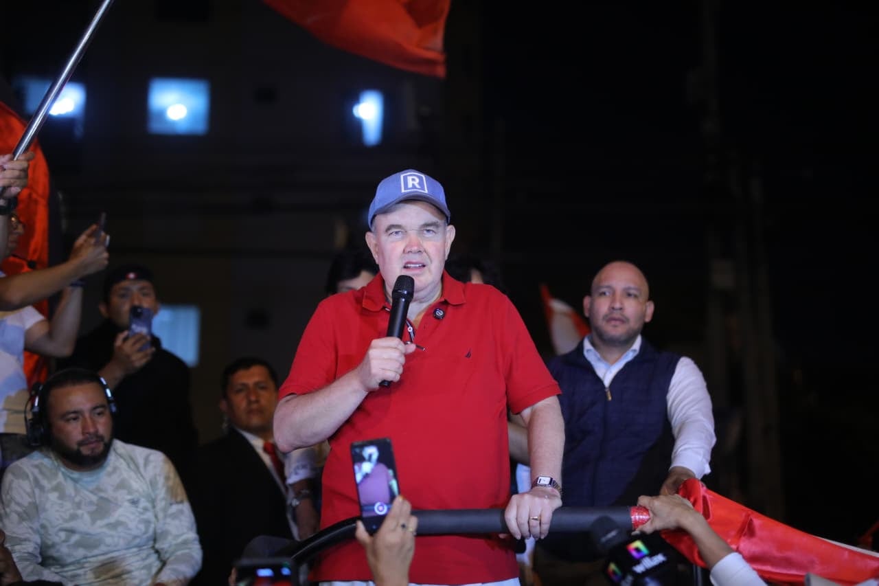 El aspirante presidencial de Renovación Popular afirmó que la falta de tiempo no puede ser una razón para no atender las demandas de su agrupación política. (Foto: Antonio Melgarejo/ @photo.gec)
