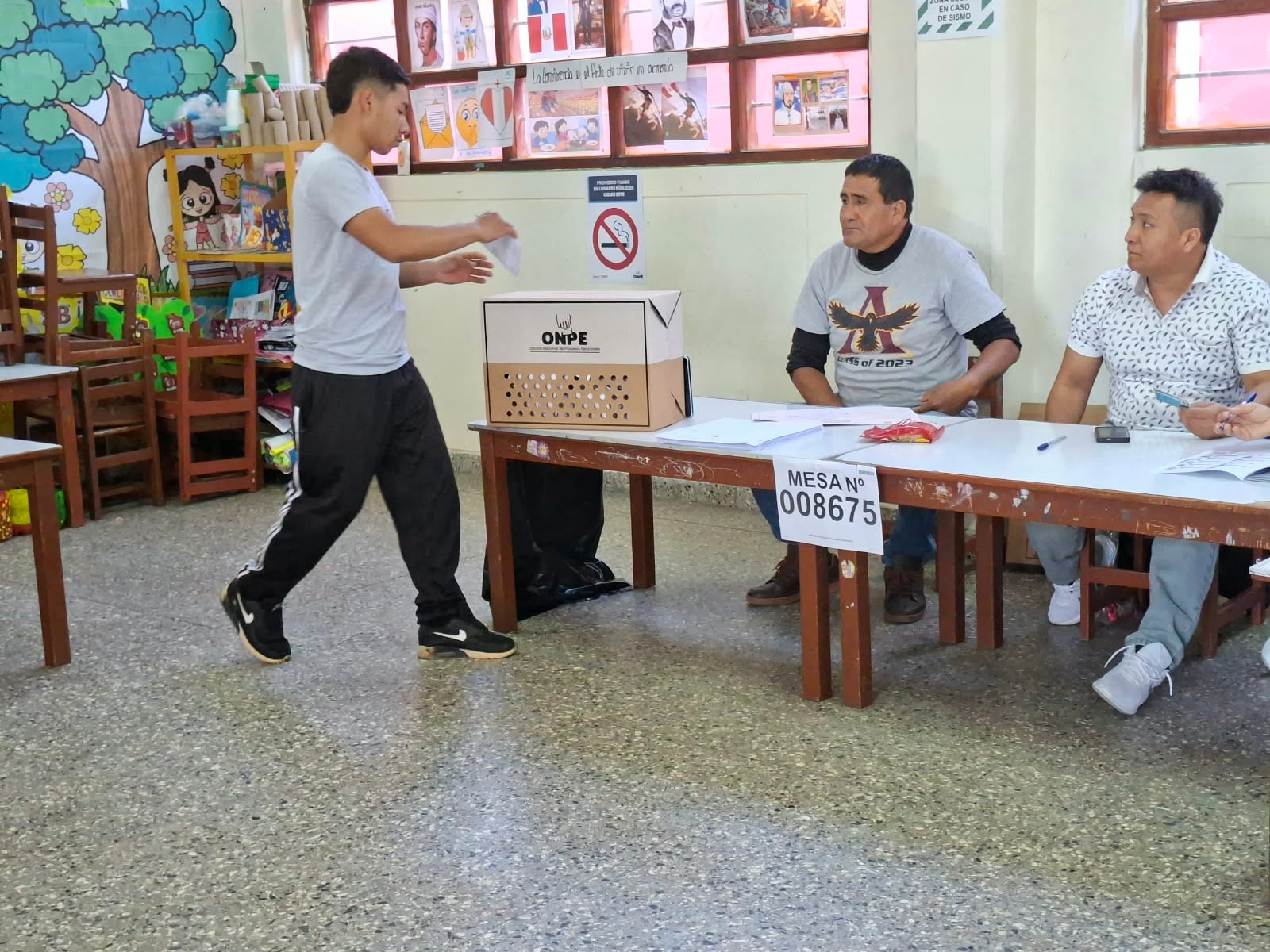 Jurado Nacional de Elecciones pide al ejecutivo garantizar la seguridad de los candidatos y miembros de mesa. Foto: ONPE)