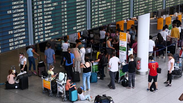 La huelga en Lufthansa afecta a 130,000 pasajeros en Frankfurt y Munich