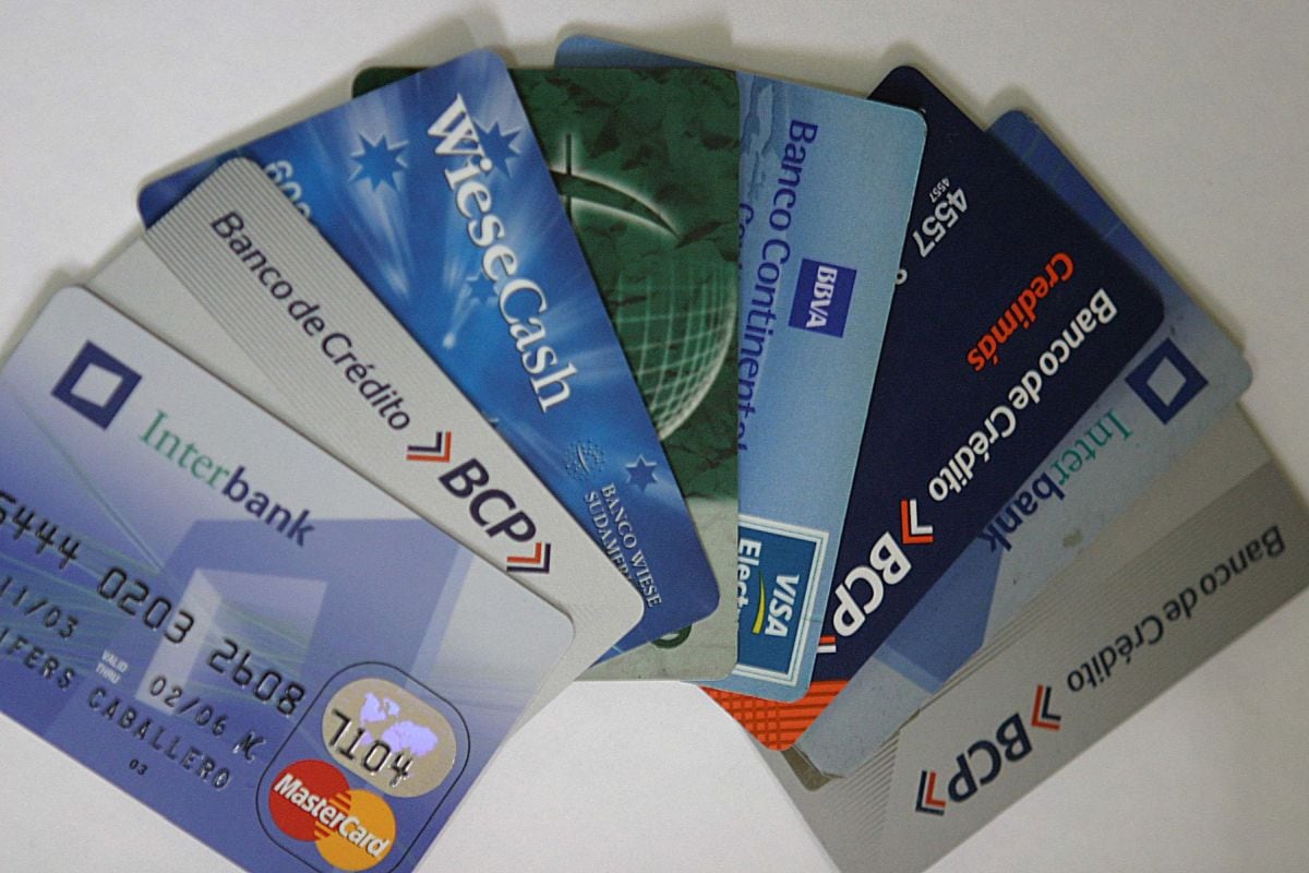 6 de mayo del 2011. Hace 15 años. Clientes de segmento B accederán a tarjetas de crédito Premium.