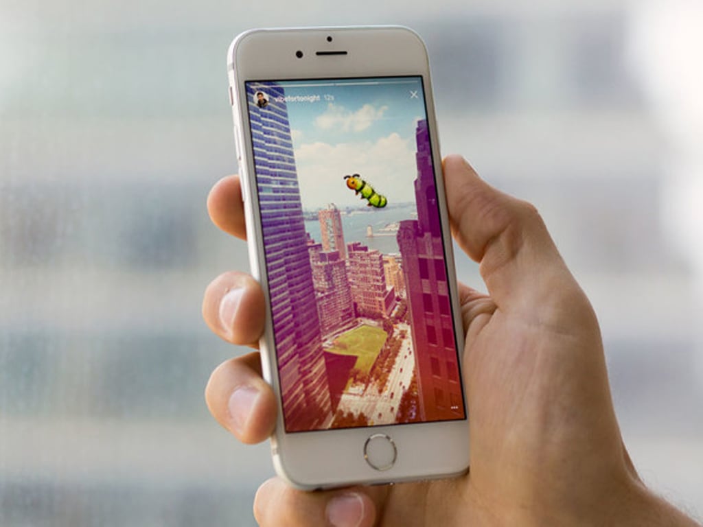 La mayoría (66%) de los usuarios de redes sociales encuestados en Perú indicó que es más probable que el formato de publicidad en “videos cortos” capte su atención. (Foto: Captura).