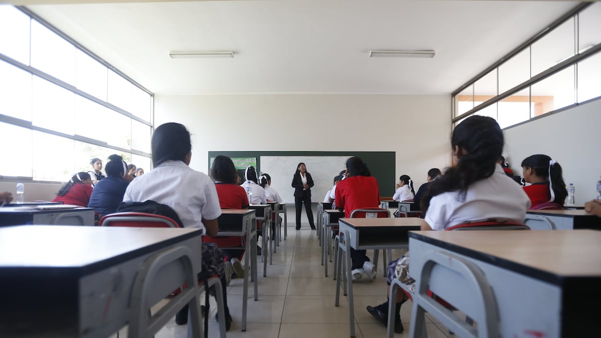 ¿Paradoja de la educación? Perú retrocede en Prueba PISA, pero presupuesto crece sin freno