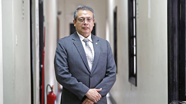 Pedro Angulo jura como primer presidente del Consejo de Ministros del Gobierno de Boluarte