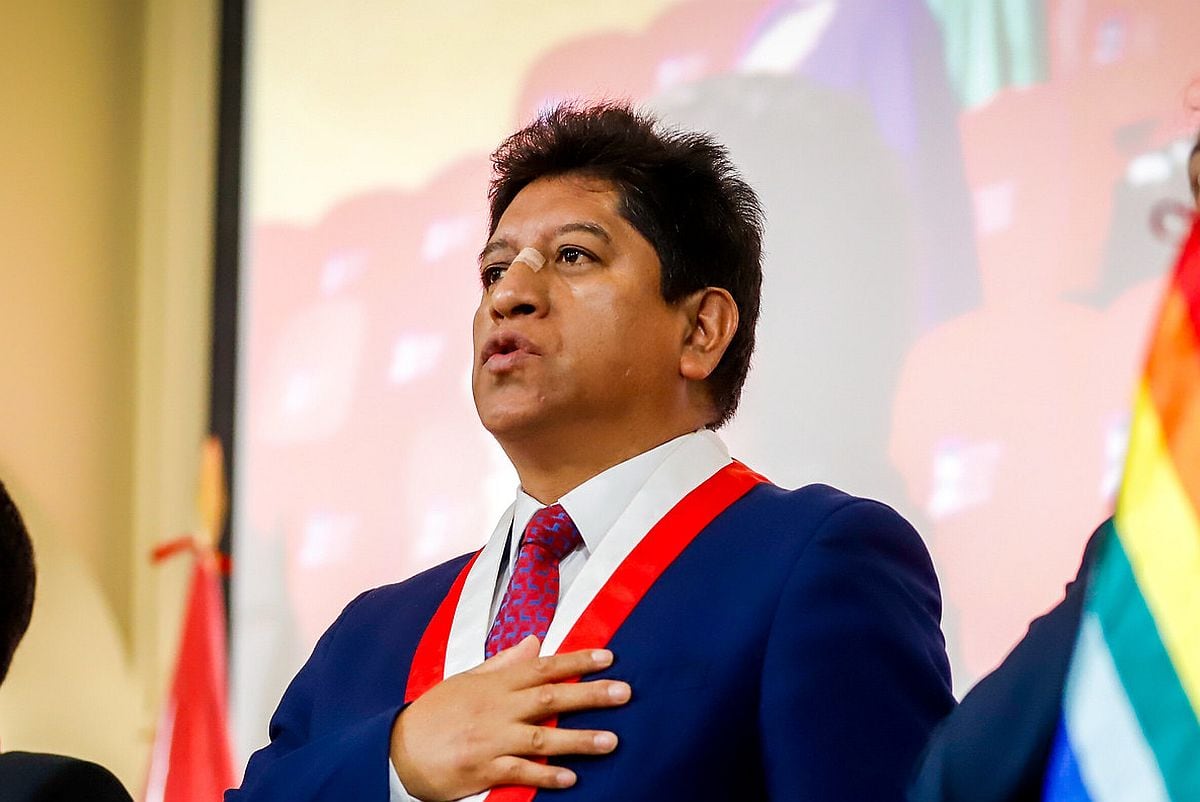 La denuncia recoge las declaraciones que Josué Gutiérrez brindó a medios de comunicación sobre una eventual disolución del Congreso. (Foto: Defensoría del Pueblo)
