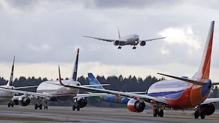 Las compañías aéreas, paralizadas por la pandemia, esperan el apoyo público