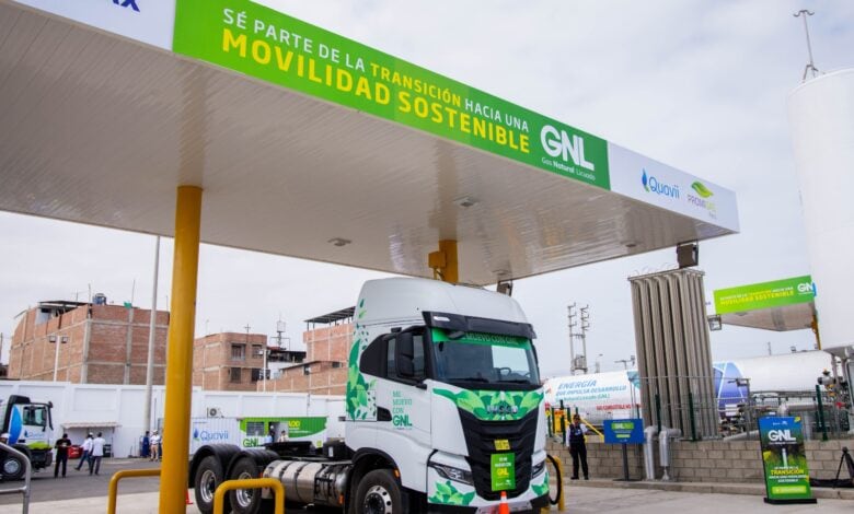 Más vehículos de carga movilizados por gas natural ingresan al mercado, pero existen desafíos para su masificación, según expertos