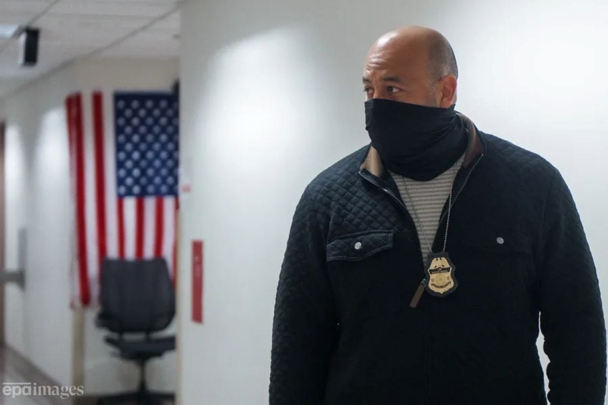 El Gobierno de Donald Trump propone incrementar hasta US$ 18,000 las sanciones económicas aplicadas a migrantes que incumplieron órdenes de expulsión y luego son detenidos por las autoridades. Foto: EFE.