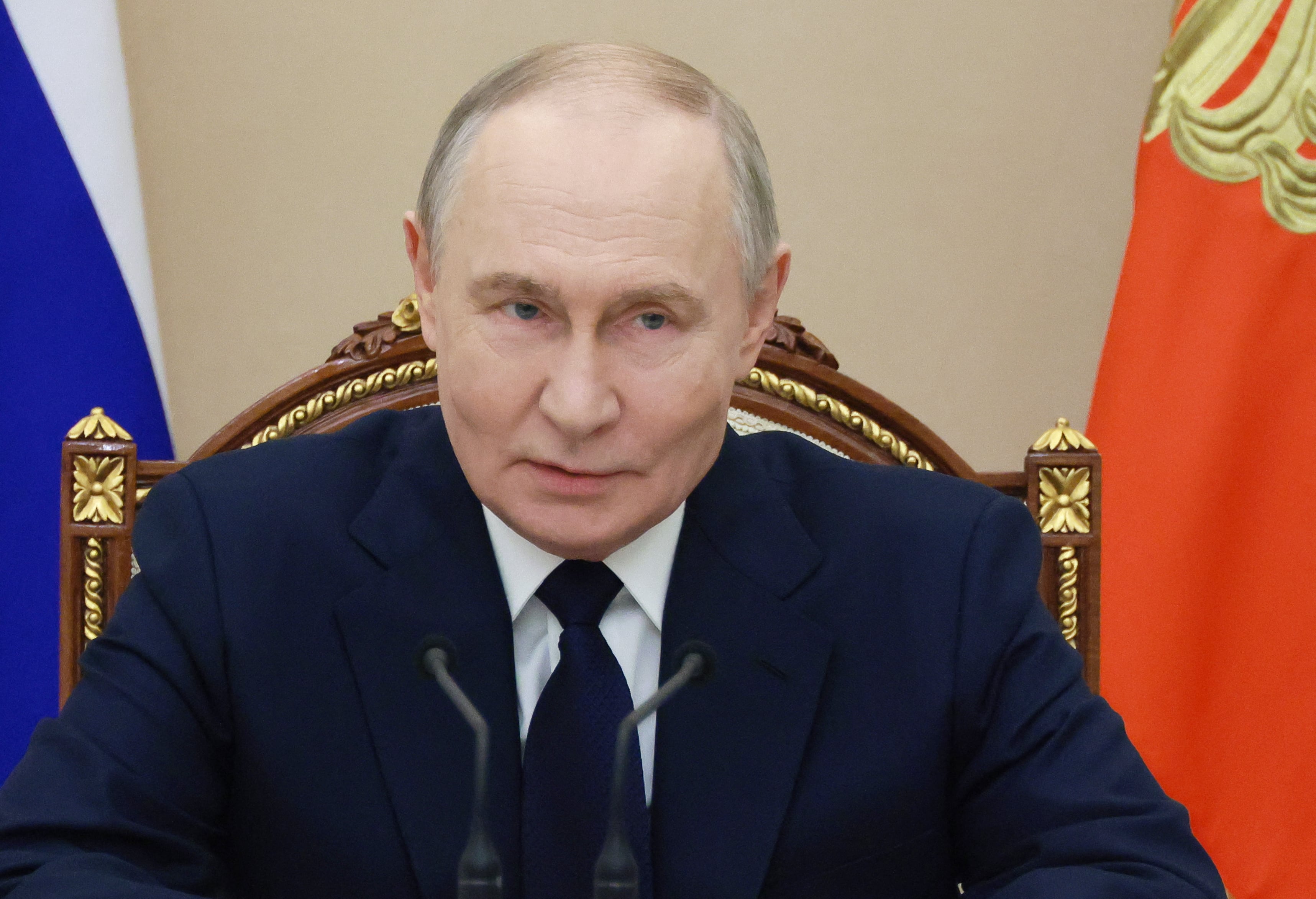 La visita de Putin ocurre días después del viaje de Donald Trump a China. (Foto de Mikhail METZEL / AFP).