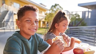 Estados y territorios que entregarán ayuda nutricional con el nuevo programa Summer EBT en 2024