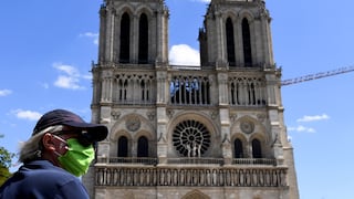 Así restauran las estatuas que se salvaron del incendio de Notre Dame