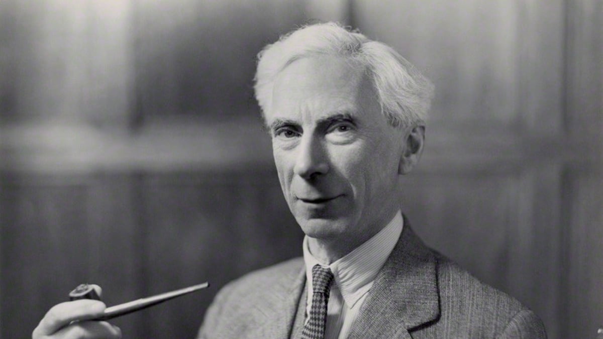 Bertrand Russell, filósofo: “El problema del mundo es que los necios están seguros de sí mismos y los inteligentes llenos de dudas”