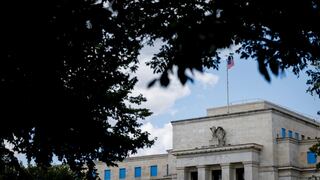 Fed se inclina por recortes graduales a futuro, según minutas