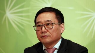 Renuncia de presidente de farmacéutica china Sinopharm genera controversia