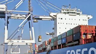 Puerto de Chancay tendrá 15 muelles para recibir contenedores de carga