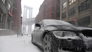 EE.UU. espera que la normalidad retorne el miércoles al transporte aéreo tras el temporal