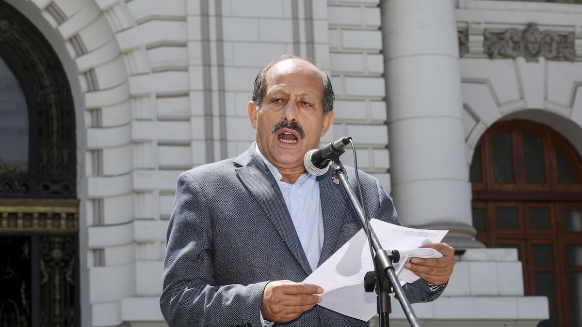 Héctor Valer asumió el cargo de primer ministro el 1 de febrero y tres días después, Pedro Castillo anunció que recompondrá el Gabinete. (Foto: GEC)