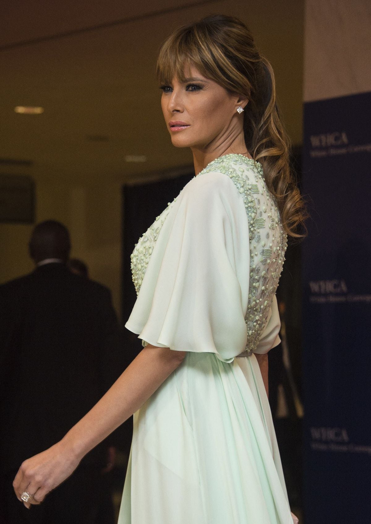 La vez que Melania Trump llegó a la cena anual de la Asociación de Corresponsales de la Casa Blanca (WHCA) en Washington, DC, el 25 de abril de 2015 (Foto: Nicholas Kamm / AFP)