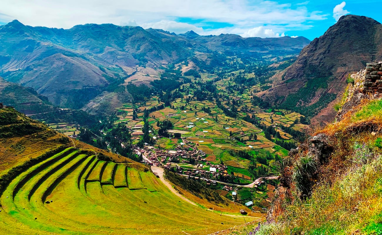 Los turistas llegan de todo el mundo para visitar Machu Picchu y conocer su impresionante arquitectura. También, para visitar el Valle Sagrado y perderse en medio de la naturaleza. Las paradas imperdibles del Valle son Pisac, Ollantaytambo y Chichero. (Foto: Shutterstock)