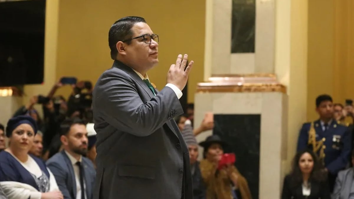 Perú niega injerencia en Bolivia por presencia de diplomático en Asamblea Legislativa