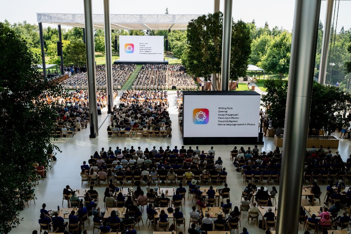 Asistentes a la Conferencia Mundial de Desarrolladores de Apple en el campus de Apple Park en Cupertino, California, en 2025. Fotógrafo: David Paul Morris/Bloomberg
