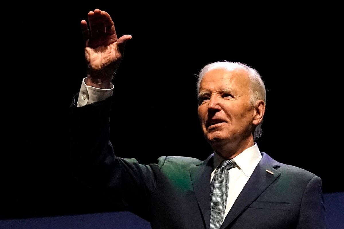 Democrats delay Biden’s ratification as candidate until early August Democrats delay Biden’s ratification as candidate until early August