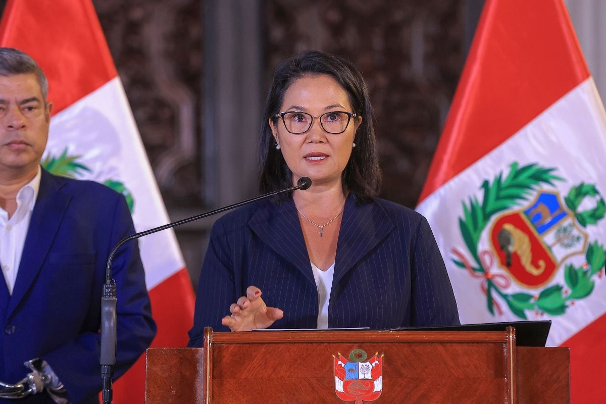 La presidenta Keiko Fujimori afirmó que el ministro de Defensa, Rafael Belaúnde, cuenta con su respaldo y acudirá al Congreso si se aprueba la interpelación. Foto: Presidencia.
