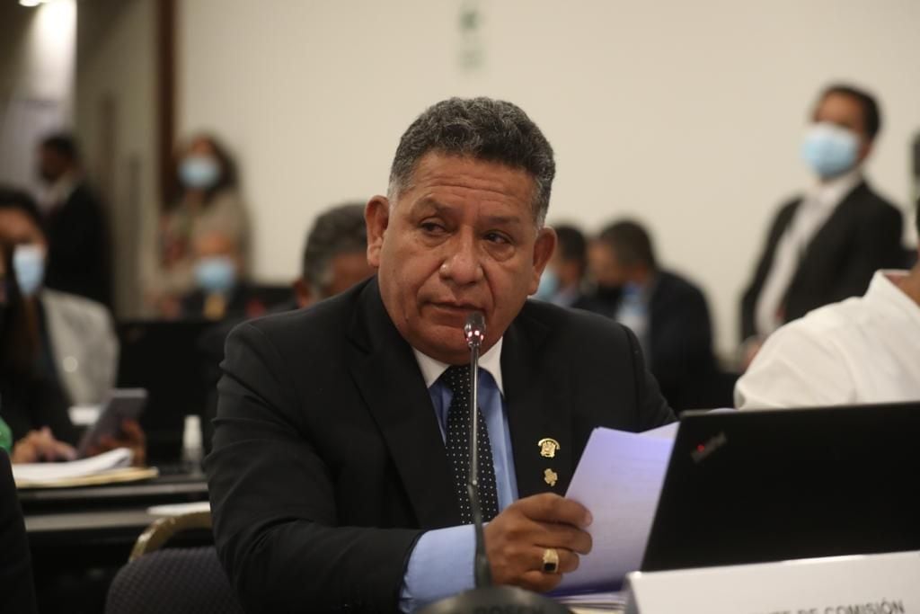 Legislador Esdras Medina decidió alejarse de la agrupación liderada por el alcalde de Lima, Rafael López Aliaga, en julio del 2022 tras perder elección de la Mesa Directiva. (Foto: Congreso)