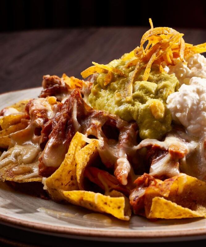 Nachos trufados (Foto: Rosa Mezcal)