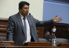 Perú Libre critica allanamiento a casa de Agüero y confirma que se encuentra fuera del país