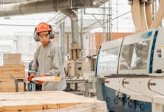 Este es el fabricante peruano de puertas que se expande con hub de operaciones en Centroamérica