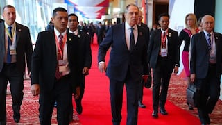 Rusia y Estados Unidos negocian una solución pacífica a las crisis en Ucrania, Irán y Siria