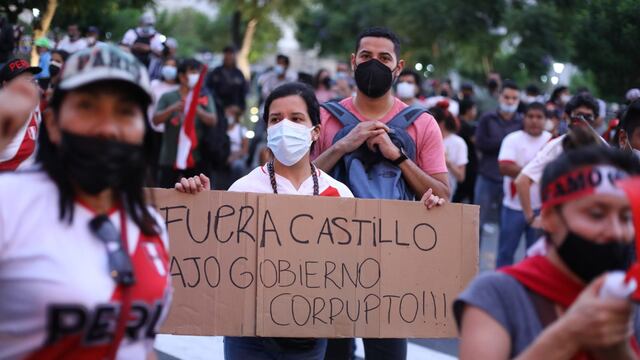 Ipsos: sube de 53% a 63% los peruanos que piden renuncia de Castillo