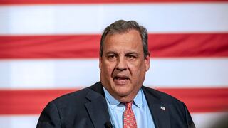 Chris Christie, el mayor crítico de Trump, se retira de carrera presidencial