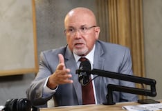 Surco otorgó licencia a Carlos Bruce para ser candidato a la alcaldía de Lima