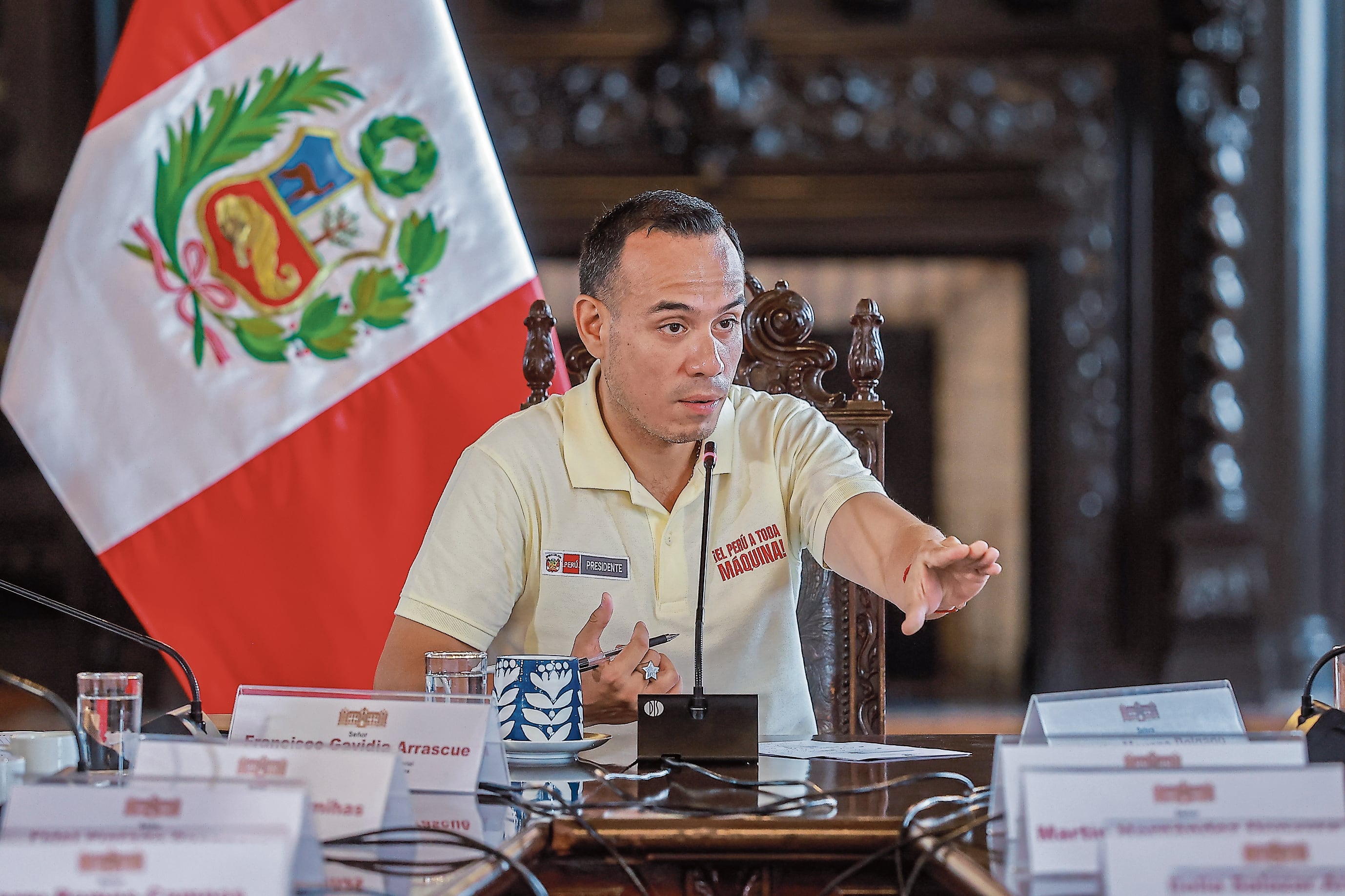 José Jerí tuvo citas no registradas con empresarios chinos y hasta acudió encapuchado, de noche, a una reunión clandestina en un chifa de San Borja.