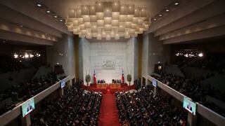 Congreso chileno aprueba reforma tributaria, el primer proyecto emblemático del gobierno en ser ley