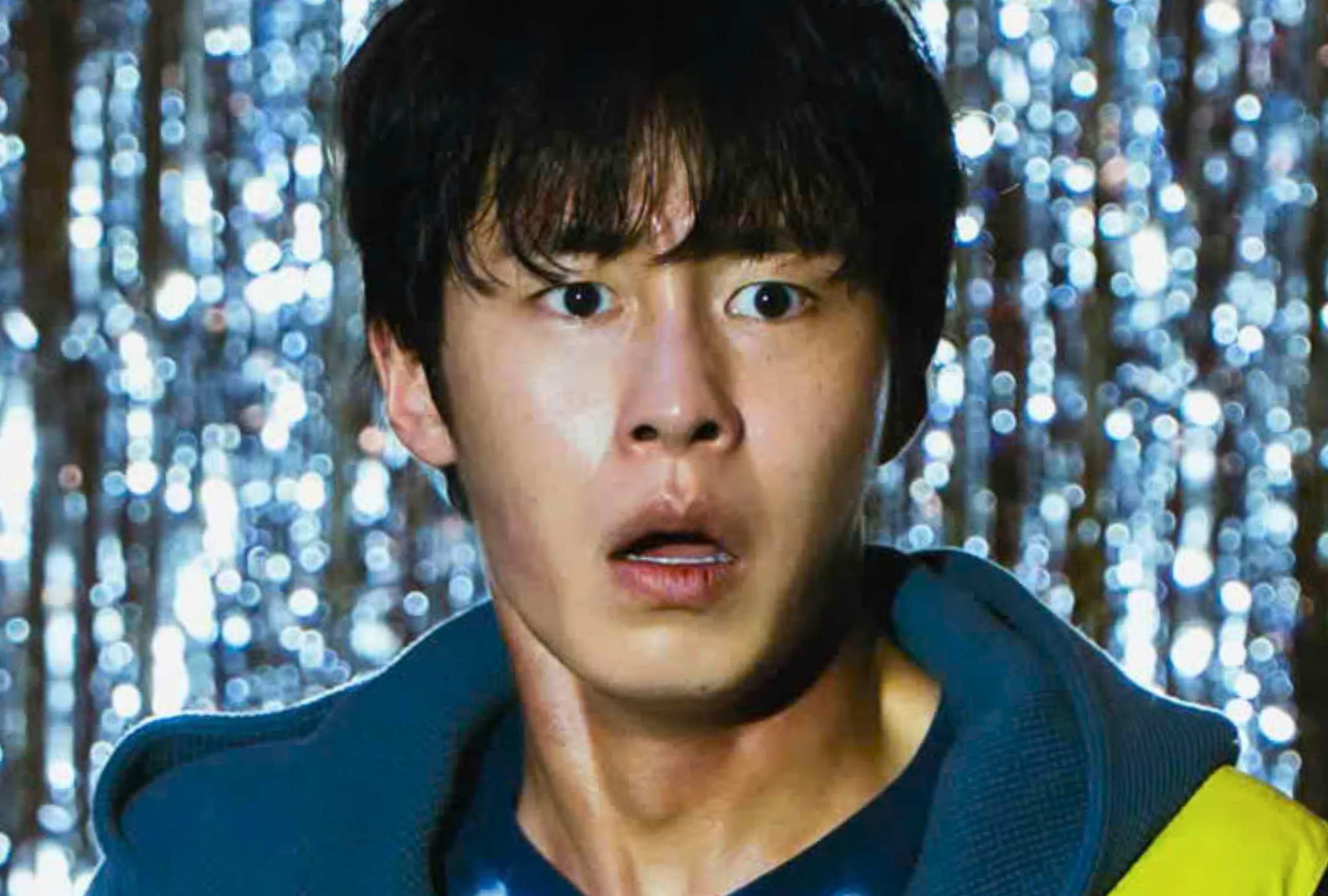 El actor surcoreano Lee Jae-wook en su papel protagónico de Byeon Hyeok para la serie "Un trabajo maldito" (Foto: Shotcake / Netflix)