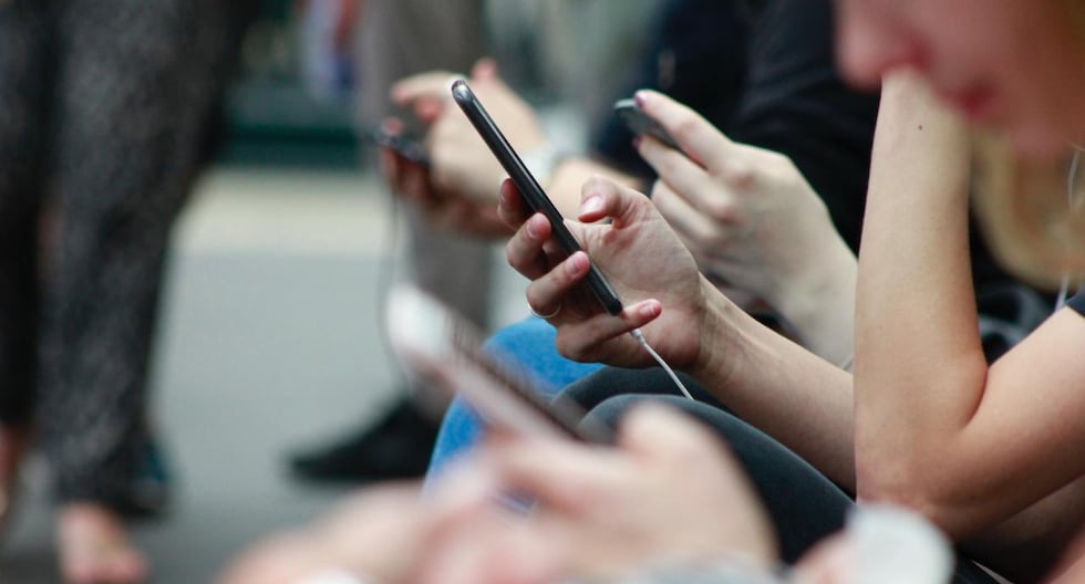 Gastos y satisfacción en telecomunicaciones peruanas 2025