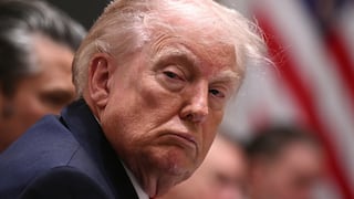 Donald Trump dejó sin préstamos oficiales de EE. UU. a inmigrantes con green card