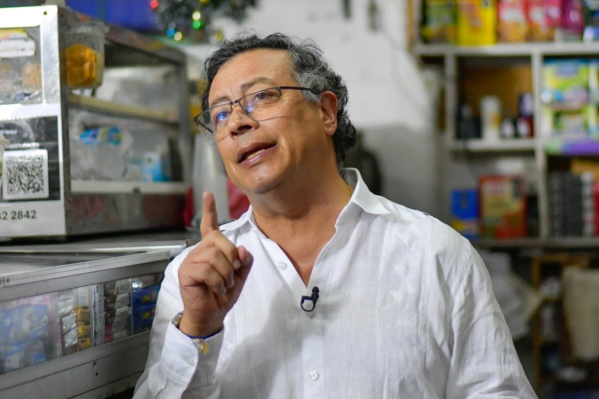 Gustavo Petro insists on legalizing marijuana: “His prohibition only brings violence” Gustavo Petro insists on legalizing marijuana: “His prohibition only brings violence”