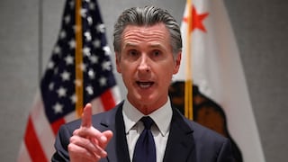 Gavin Newsom firmó ley en 2023 para regular aplicaciones de remesas: ¿qué pasará con el dinero en las que no obtengan la licencia?