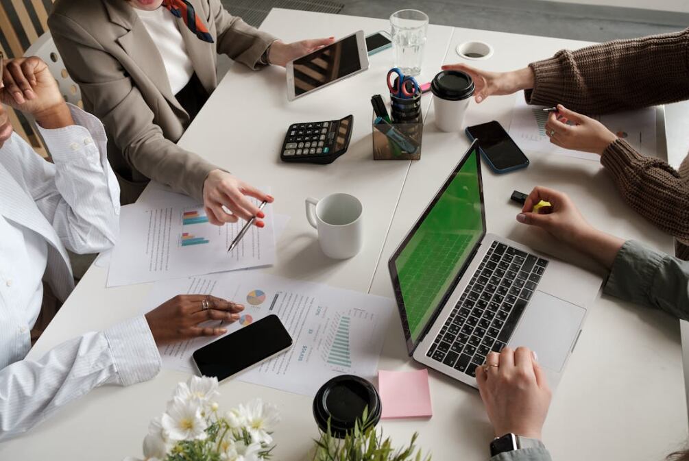 ¿Qué carreras profesionales registran una alta bienvenida en el mercado laboral? Foto: Pexels