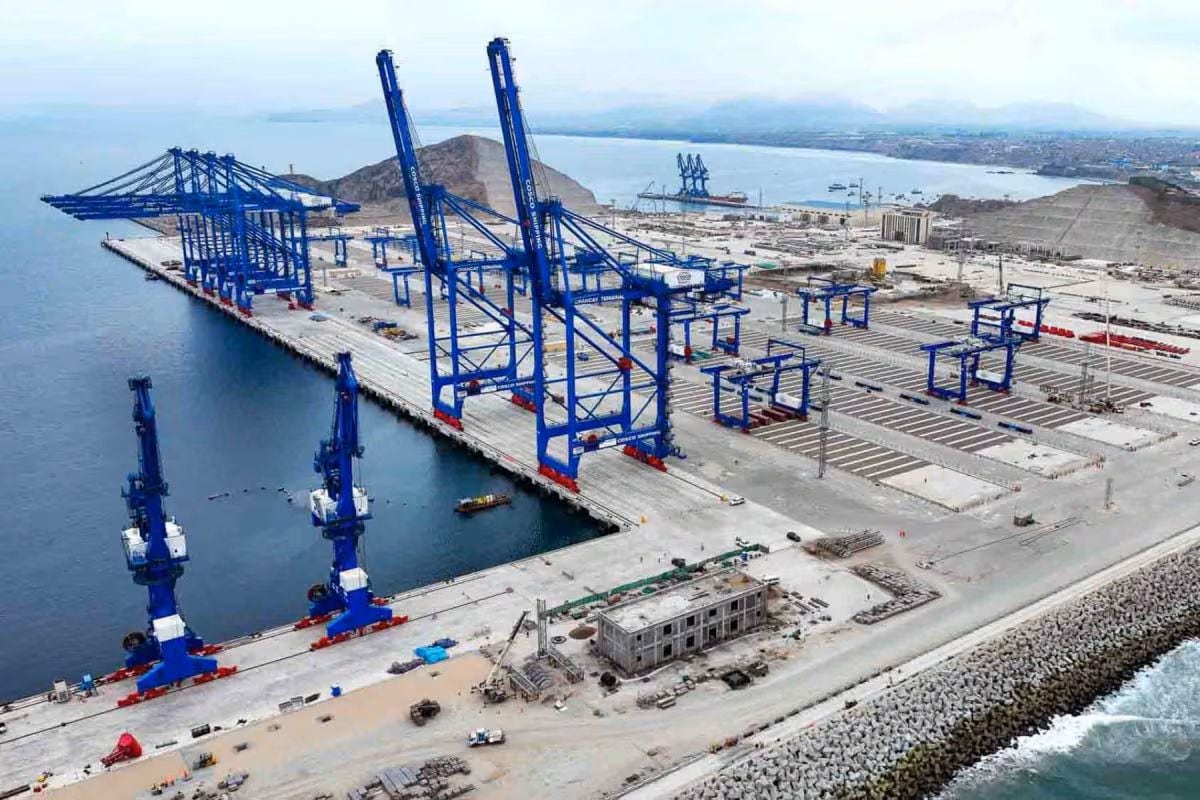 AFIN sostiene que todos los terminales que presten servicios portuarios básicos deben operar bajo las mismas reglas y supervisión para garantizar competencia en igualdad de condiciones. Foto: Andina/ Referencial.