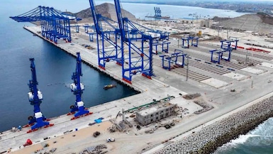 El director de Cosco Shipping Ports, José Ignacio de Romaña, cuestionó la idea de Ositrán de supervisar el puerto de Chancay y sostuvo que existe competencia con el Callao.