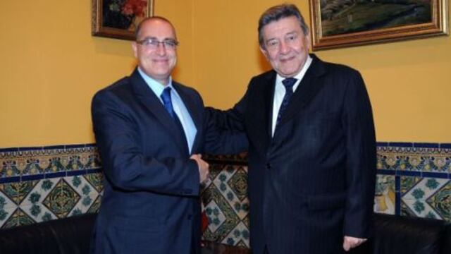 Roncagliolo se reunió con vicecanciller de Ecuador por caso Riofrío