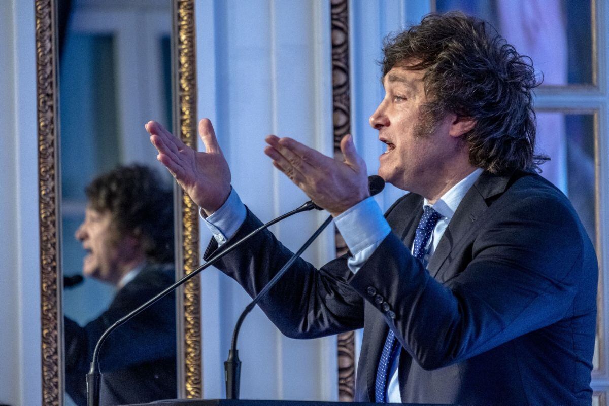 Javier Milei habla en el hotel Alvear Palace el 24 de agosto.