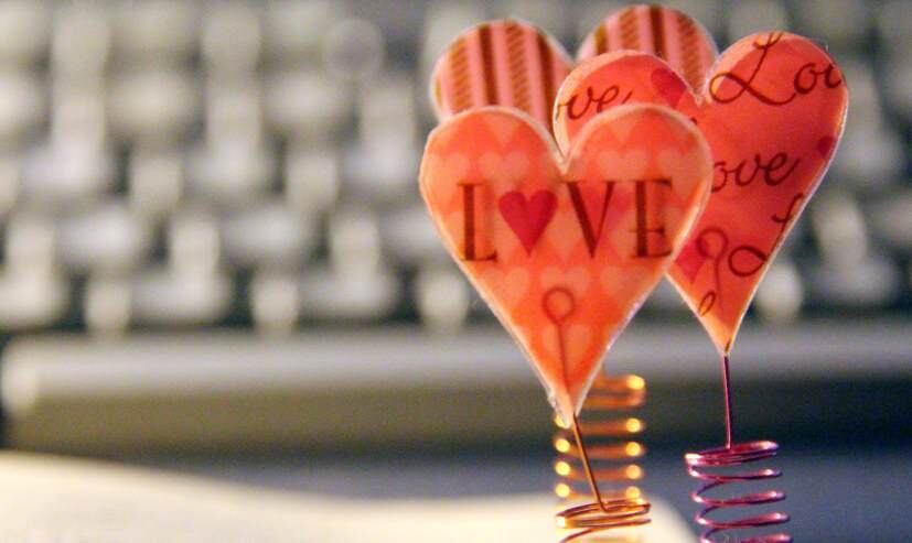 Todo lo que caracteriza en este día, como el amor, amistad, romanticismo, pareja, etc. tiene que ser visible en los productos o servicios que se brinden. (Foto: Difusión)